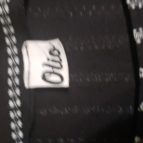 Olio Squared Designer  Tops - Picture 4 of 6